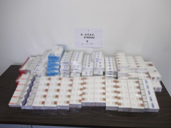 Κουβαλούσε πάνω από 600 πακέτα λαθραία τσιγάρα