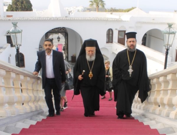 700 Χαλκιδείς στην Τήνο. Πενήντα χρόνια παράδοση