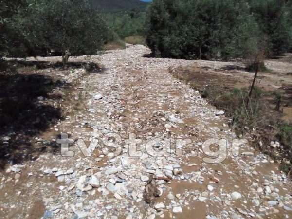 Μεγάλες ζημιές από την καταιγίδα στη Γλύφα. (φώτο και video)