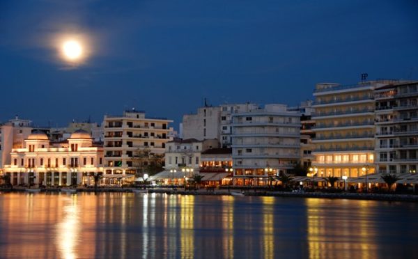 Αυγουστιάτικη βραδιά στην πλαζ Σουβάλα Χαλκίδας