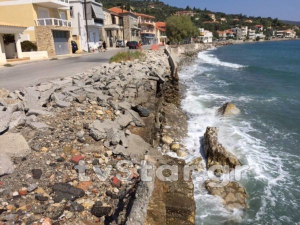 Έκκληση από τουρίστες: Φτιάξτε το δρόμο στη Πλατάνα. (φωτογραφίες)