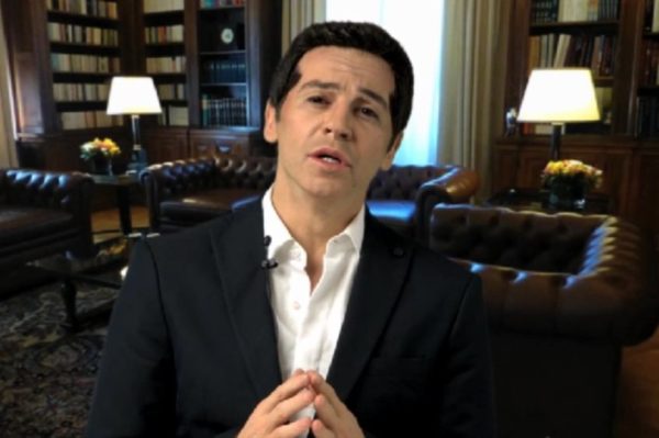 Ο Τ.Ζαχαράτος έρχεται να σκορπίσει γέλιο στη Χαλκίδα