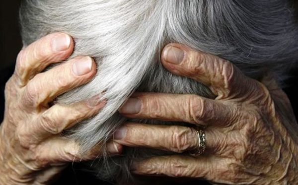 Απάτη μαμούθ σε βάρος δύο γιαγιάδων σε χωριά του Ορχομενού