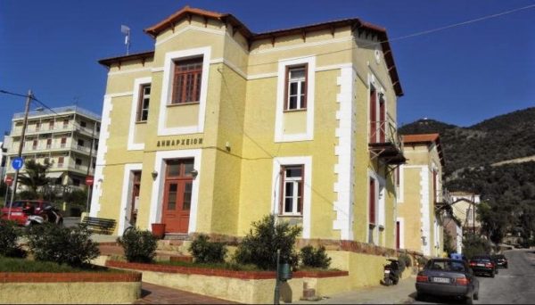 Μαύρη Δευτέρα” στα Λουτρά Αιδηψού για την υποβάθμιση του Αστυνομικού Τμήματος της πόλης