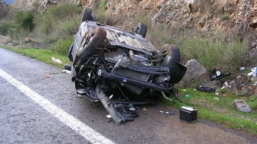 dekapente nekroi se troxaia 25607 parabaseis ton dekembrio.w l