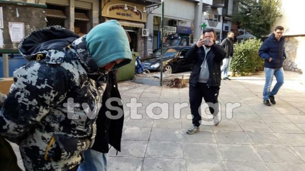Η Θώμη Κουμπούρα, ο Αρτέμης Σώρρας και η δολοφονία – ”Ήθελε να της κλείσει το στόμα” (video)