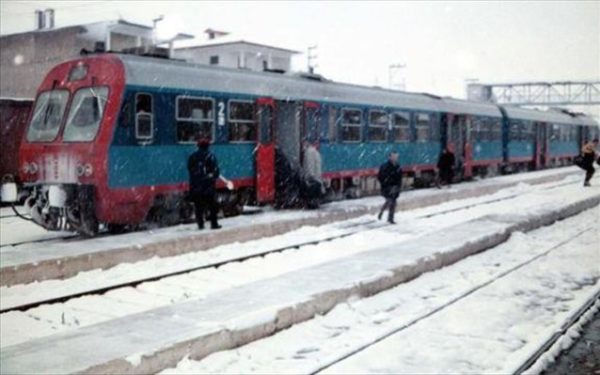Αναχώρησε το τρένο που είχε «κολλήσει» στο Δομοκό. Μειώνονται τα σημερινά δρομολόγια