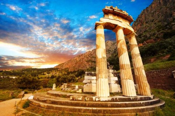 Από 2 έως 5 Μαρτίου το 2o Οικονομικό Φόρουμ των Δελφών