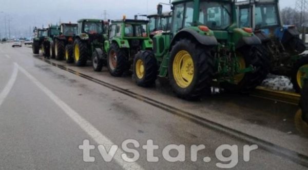 Τον επ’ αόριστον αποκλεισμό του τελωνείου των Ευζώνων αποφάσισαν οι αγρότες