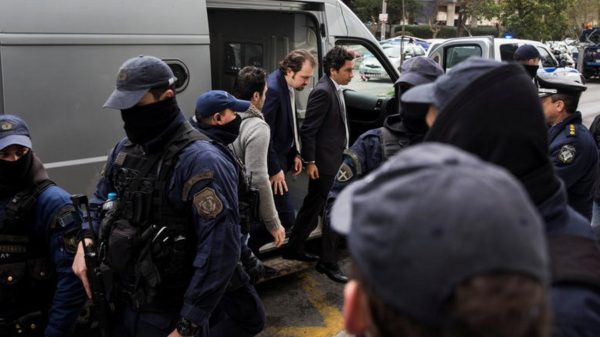 Νέες απειλές από την Άγκυρα για την μη έκδοση των «οκτώ»