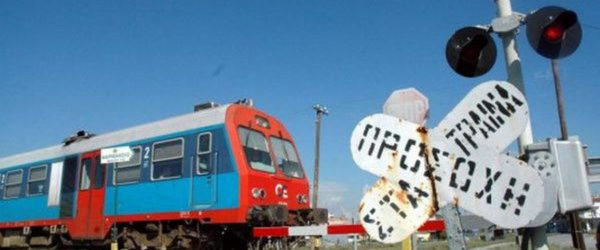 Τραγωδία: Παρασύρθηκε από τρένο ενώ μάζευε χόρτα