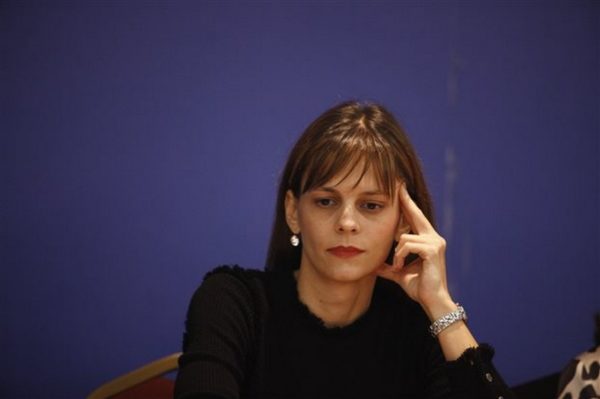 Αχτσιόγλου: Οικονομικά παράλογες οι απαιτήσεις του ΔΝΤ