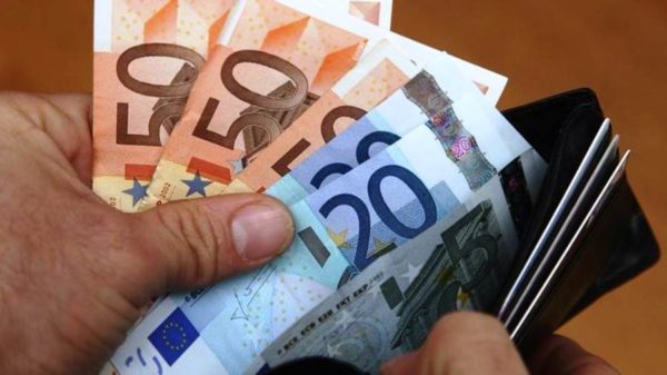 Να παραταθεί η προθεσμία υποβολής αιτήσεων για το Κοινωνικό Εισόδημα Αλληλεγγύης ζητά ο Δ.Λαμιέων