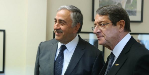 Κύπρος: Ο Ακιντζί είχε πρόθεση να αποχωρήσει, δηλώνει ο κυβερνητικός εκπρόσωπος