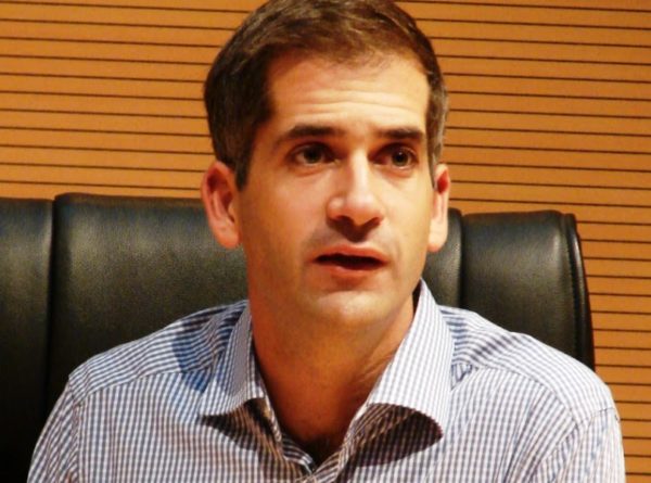 Επιστολή-πρόταση Μπακογιάννη στον Πολάκη για τα άτομα με αναπηρία