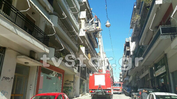 Λαμία:  Έχασε τα κλειδιά της και φώναξε Π.Υ.  και αστυνομία. Δείτε τι ακολούθησε. (φώτο)