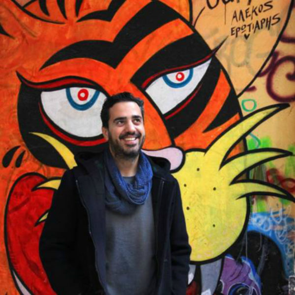 Ο Νίκος Μπέρκας κυκλοφορεί νέο single με τίτλο «Τι είναι αυτό».
