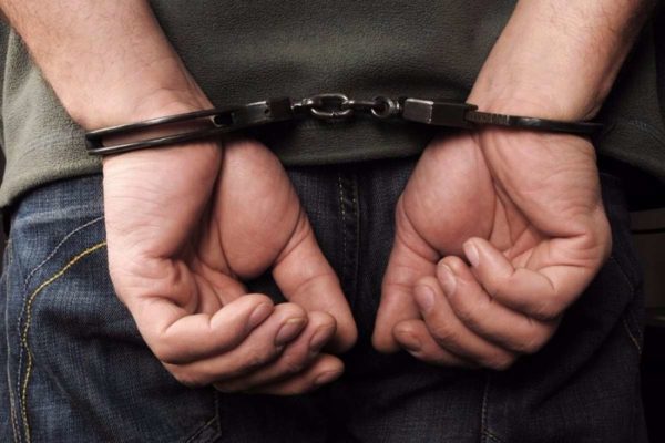 Στην εισαγγελέα Λαμίας ο 55χρονος που κατηγορείται πως έδειξε σε παιδί τα γεννετικά του οργανα. (video)