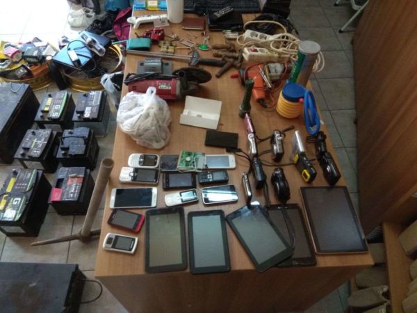 6 κλοπές σε 3 ημέρες. Πατέρας, γιος και σύντροφος αποτελούσαν τη σπείρα. (φώτο)