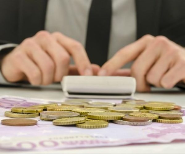 «Κυνήγι» φοροδιαφυγής με 180.000 ελέγχους