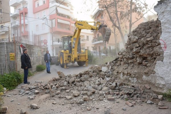 Διάνοιξη της οδού Τζαβέλλα απο τον Δήμο Χαλκιδέων