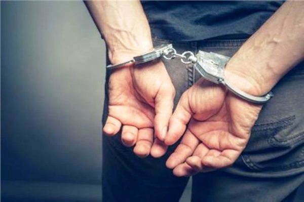Συνελήφθη 35χρονος για απάτες με πρόσχημα το διορισμό τους στο Δημόσιο