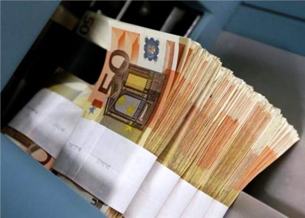 Εφάπαξ ενίσχυση 1.000 ευρώ σε 1.592 πρώην εργαζόμενους