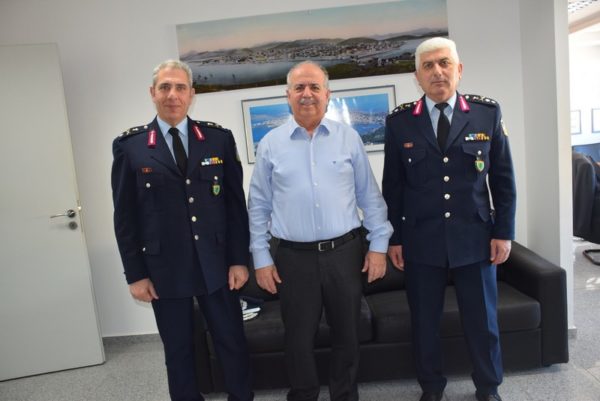Επίσκεψη του Περιφερειακού Αστυνομικού Διευθυντή στον Δήμαρχο Χαλκιδέων