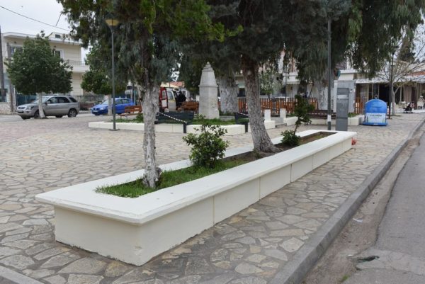Ανανεώθηκε ριζικά η Κεντρική Πλατεία στον Φάρο Αυλίδας