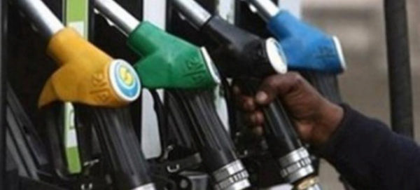 Λαμία:  Έπινε βενζίνη από αντλία πρατηρίου…