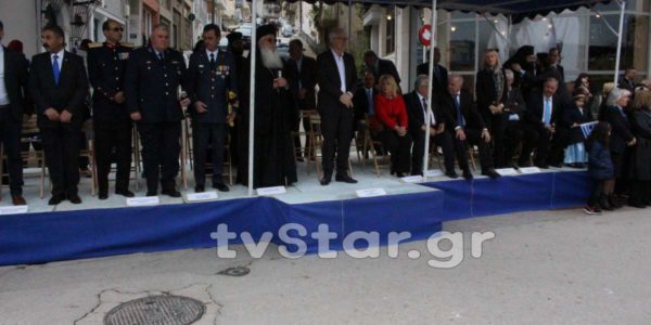 Παρουσία του υπουργού Αγροτικής Ανάπτυξης και Τροφίμων η μαθητική παρέλαση στη Λιβαδειά (video-photo)