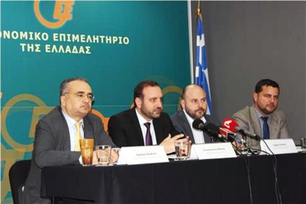 Μια λύση για τα κόκκινα δάνεια από τους οικονομολόγους, τους μηχανικούς και τους δικηγόρους