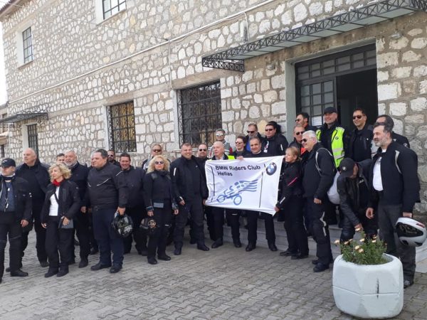 Μοντέρνοι ”Ξένοιαστοι Καβαλάρηδες”  στο Mουσείο Θυμάτων Ναζισμού Διστόμου (φωτογραφίες)