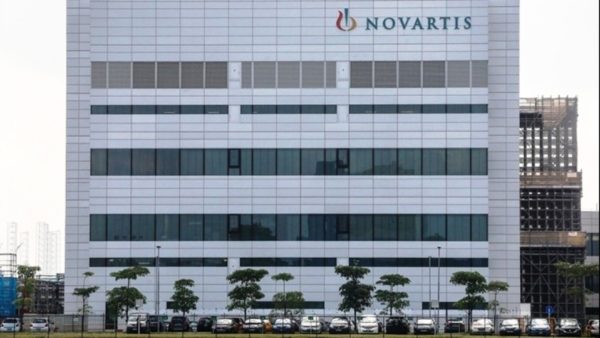 Υπόθεση Novartis: Ανοίγουν οι λογαριασμοί των δέκα πολιτικών και μελών των οικογενειών τους