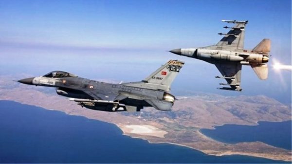 Κλιμακώνονται οι τουρκικές προκλήσεις: 26 παραβιάσεις και 4 εμπλοκές με οπλισμένα τουρκικά μαχητικά