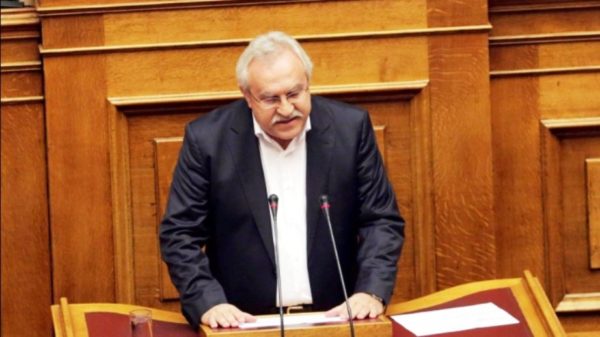 Επική ατάκα βουλευτή ΣΥΡΙΖΑ: Δεν είναι κατασχέσεις, είναι αφαίρεση χρημάτων