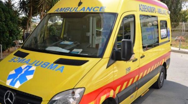 Τραγωδία: Νεκρό ένα βρέφος και τέσσερις τραυματίες σε «βουτιά» σε χαράδρα