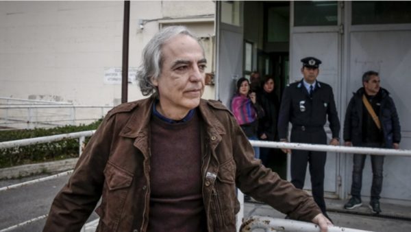 Υπό την πίεση του Ρουβίκωνα η νέα άδεια στον Κουφοντίνα