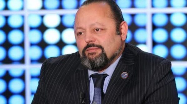 Συνελήφθη ο Αρτέμης Σώρρας στον Αλιμο -Είχε αφήσει γενειάδα και μακριά μαλλιά