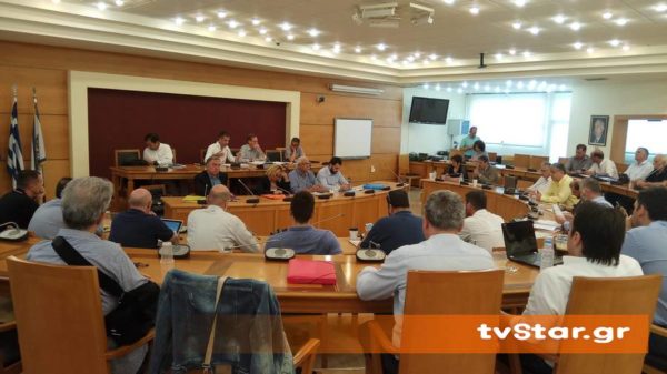 Μπακογιάννης για πλαστά διπλώματα: Το μεγάλο πανηγύρι σχόλασε. (video)