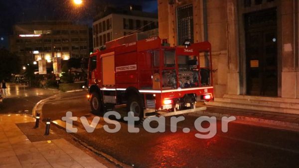 Φίδι αναστάτωσε το κέντρο της Λαμίας
