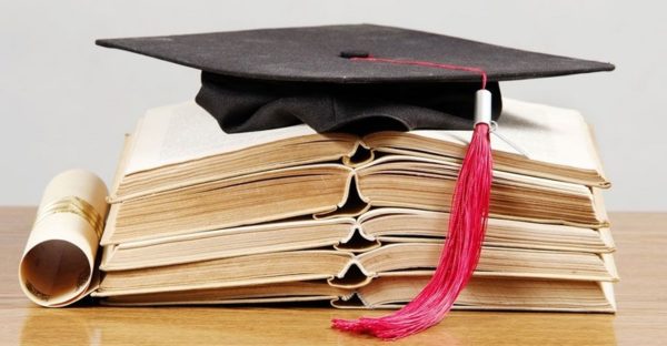 Υποτροφίες σπουδών προσφέρει η Περιφέρεια Στερεάς.Διαβάστε εδώ τους όρους,τις προϋποθέσεις και τα δικαιολογητικά που απαιτούνται