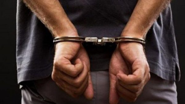 Εμπόδισαν τη δράση του σε πολυσύχναστη παραλία της Χαλκίδας