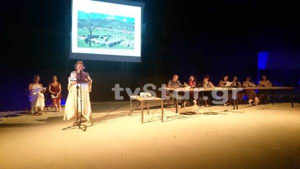 Μήνυμα για την επιστροφή αγαλμάτων από τη Θήβα στη Χαλκίδα από την Α.Ψάλτη σε εκδήλωση των Αρχιτεκτόνων Εύβοιας
