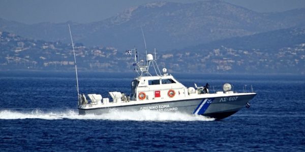 Ακυβέρνητη θαλαμηγός στον Βόρειο Ευβοϊκό. Κινητοποίηση από στελέχη του λιμενικού