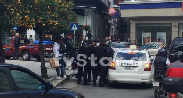 Λαμία:  Έκλεψαν λάπτοπ αλλά έπεσαν πάνω στους ΔΙ.ΑΣ. (φώτο)