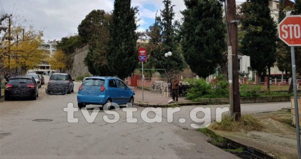 Παραβίασε το STOP και τράκαραν. (φώτο)
