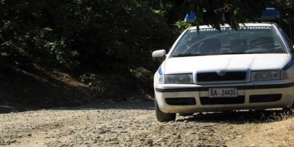 Ασύλληπτοι οι δράστες της καταδίωξης στα Δερβενοχώρια. Στα χέρια των αστυνομικών το κλεμμένο ταξί
