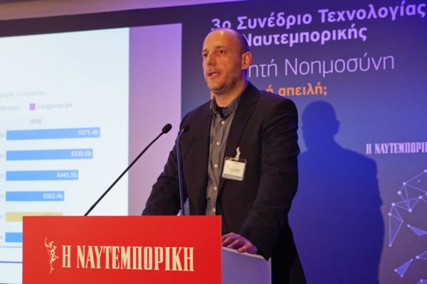 Ο Βασίλης Πλαγιαννάκος στο τιμόνι του ΕΟΠΥΥ