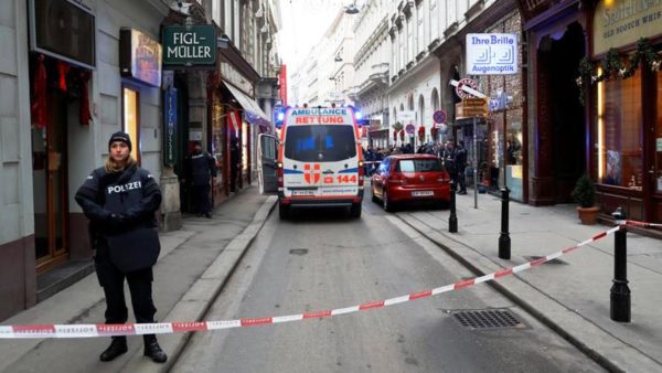 Πυροβολισμοί στο κέντρο της Βιέννης- Ένας νεκρός